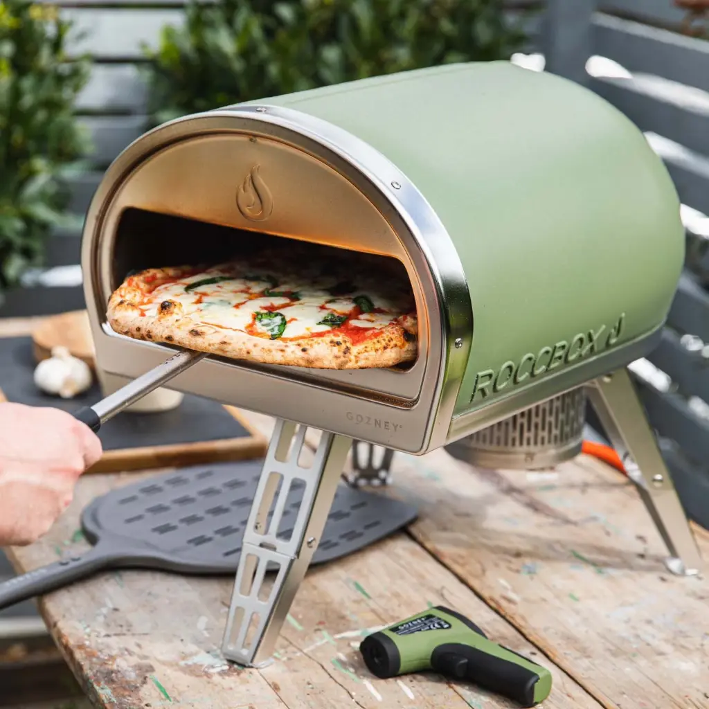 roccbox-gas-pizza-oven-olive-green-1536x1536-64706b0357f19_l.webp