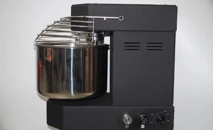 Bake Ease Spiral Mixer 7L